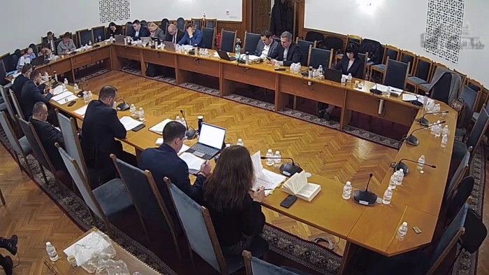 Среднощно заседание на правната комисия: Приеха промените в Изборния кодекс на второ четене