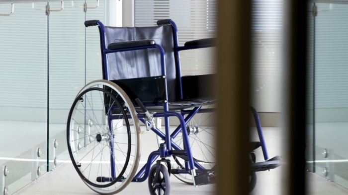 За хората с увреждания: Още над 200 души ще получат иновативни помощни средства 