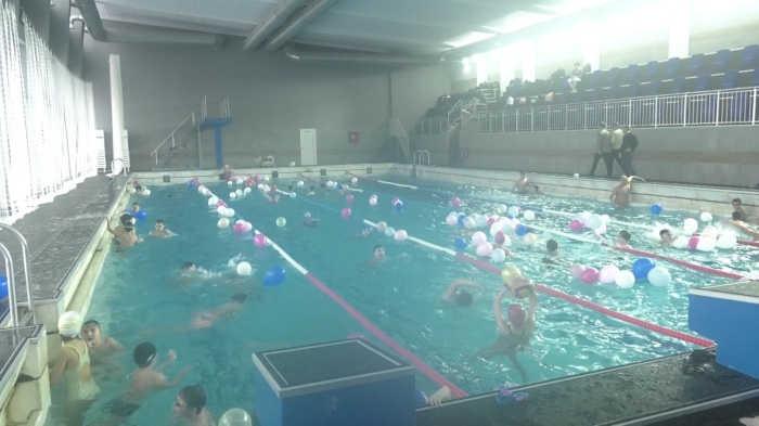 След основен ремонт: Откриха покрития плувен басейн във Враца