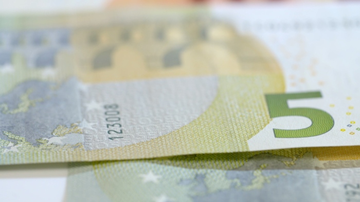 Последната седмица на лева: От първи февруари плащаме само в евро 