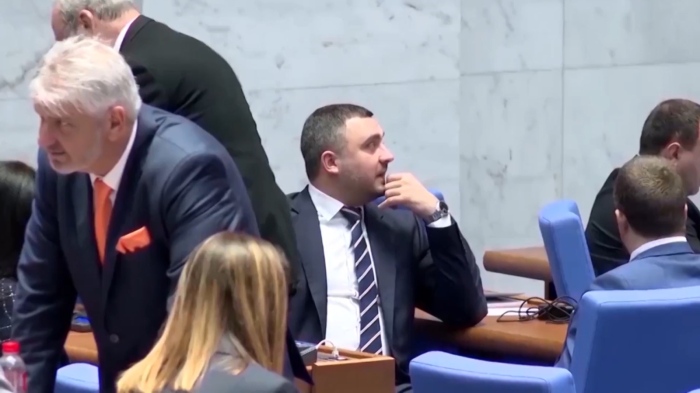 На второ четене: Гласуват ограничението на секциите за страни извън ЕС 