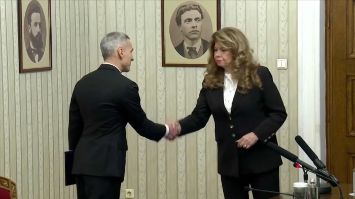 Ясни са имената на служебните министри: Йотова насрочва изборите за 19 април