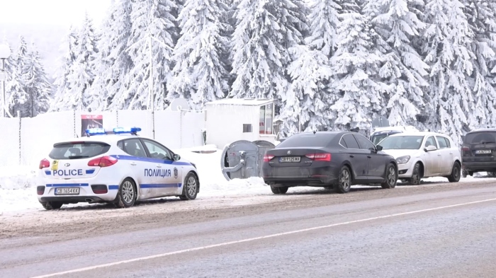 Заради случая \"Петрохан\": Министър Дечев на среща с разследващите