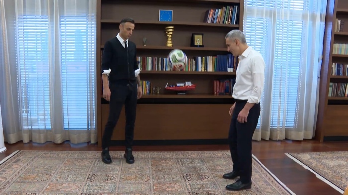 Димитър Бербатов в екипа на Гюров: Става съветник по въпросите на младежта и спорта