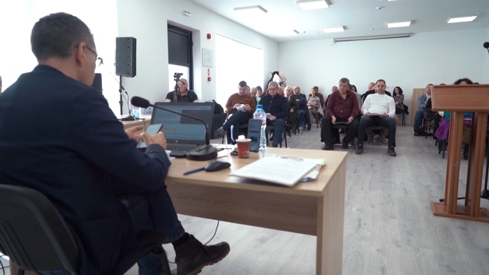 В подкрепа на известен хирург: Съветниците в Монтана оспорват решение на МЗ