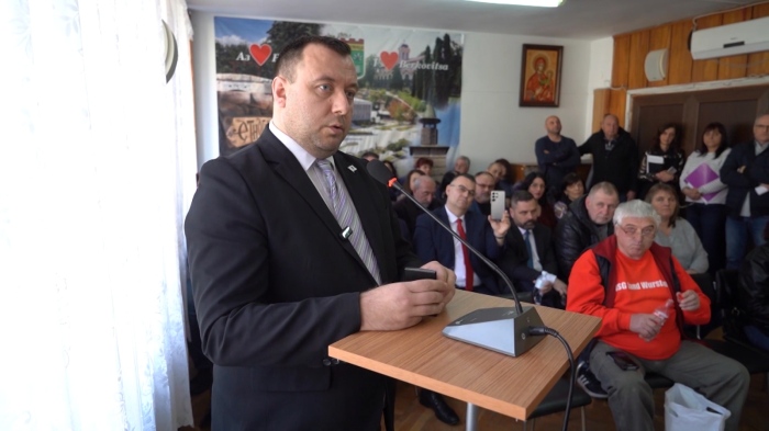 Заради нападението над общински съветник: \"Възраждане\" поиска обяснение от Берковица 