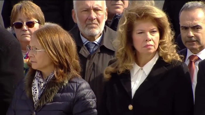 Държавният глава от вр. Шипка - Йотова: \