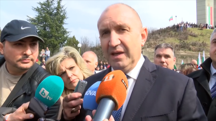 Румен Радев от Стара Загора: \