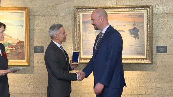 Гюров поздрави Кризисния щаб за евакуацията: \