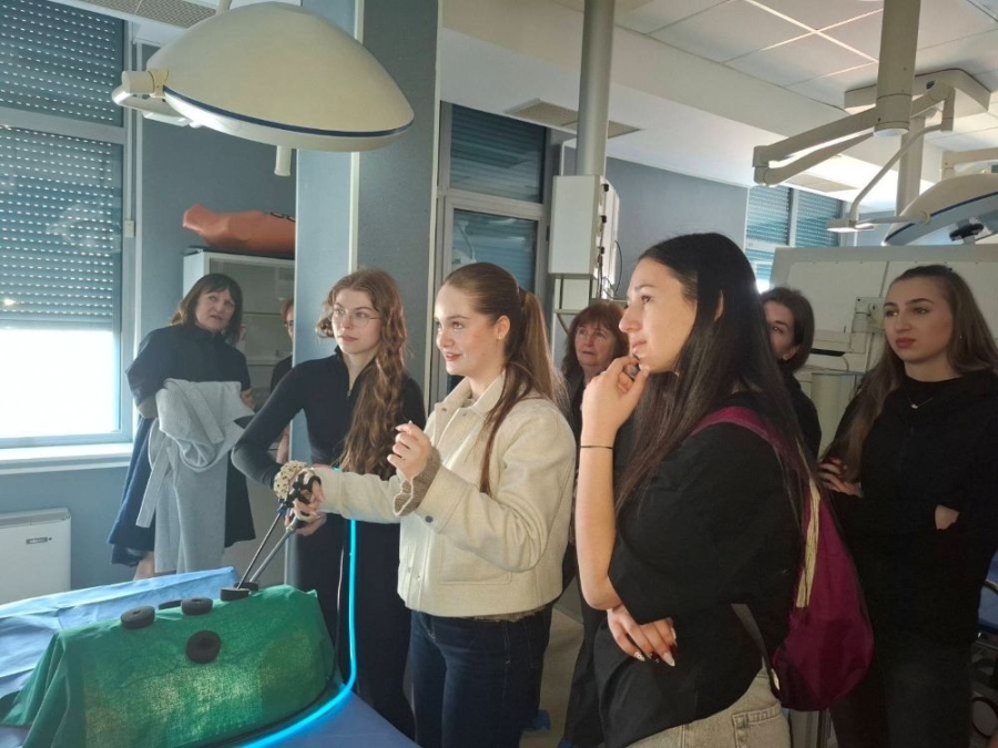 Ден на вдъхновението: възпитаници на ППМГ – Враца откриха пътя към медицината 