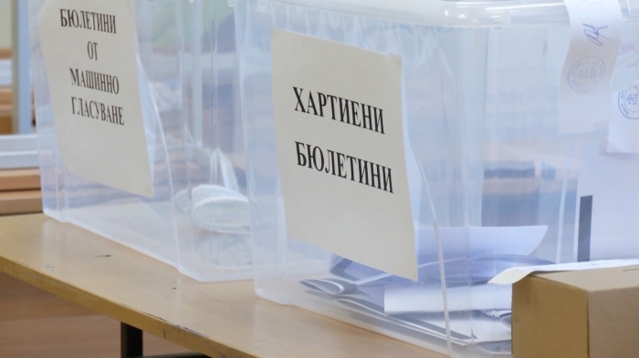 Двойно повече заявления за вота в чужбина