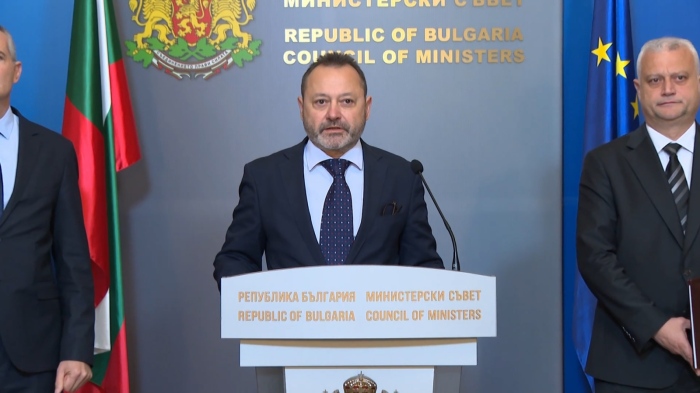 АПИ изхарчи 4-годишния си бюджет за 1 година - Найденов: \'\'Действията на пътната агенция са меко казано скандални\'\'