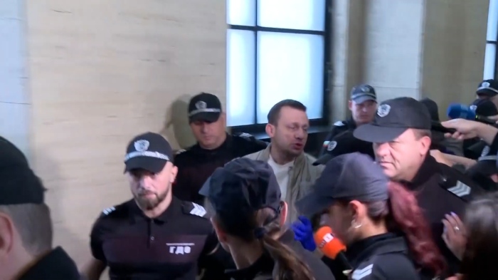 Д-р Хасърджиев се изправи пред съда: Обвиненията са за сексуални престъпления 