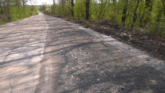 Пълен абсурд?: Как се движат във Врачанско по път, ама без път