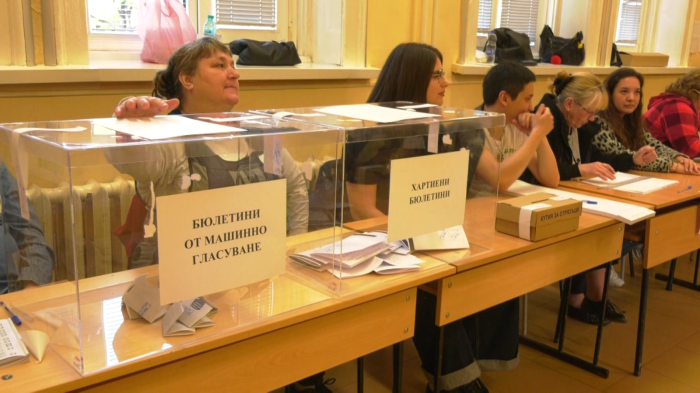 Окончателно: Обявиха от кои райони влизат лидерите на формации