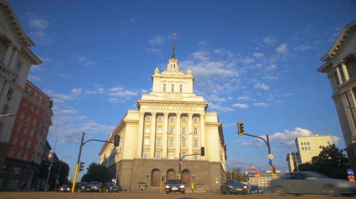 \"Ще видим нов парламент, съвсем различен\": Президентът Илияна Йотова свиква НС в четвъртък