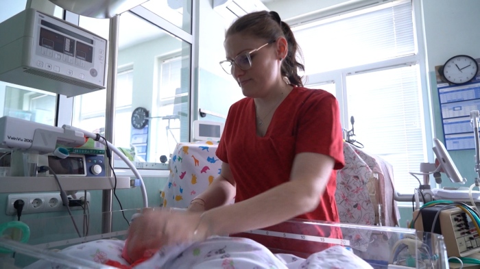 В Международния ден на акушерката