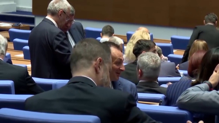 Срещу спекулата: Депутатите обсъждат пакета от мерки на второ четене