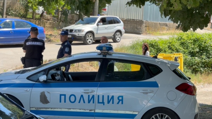 Спецоперация в Габрово след като градоначалникът писа до Радев