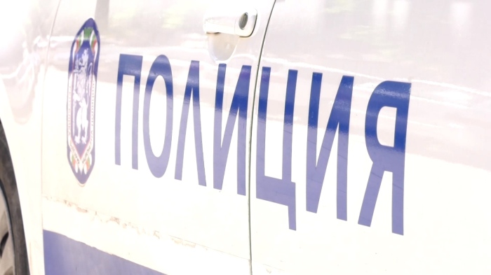 Разбиха схема за изнудване на хора: Задържани са двама млади мъже