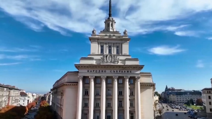 Извънредно заседание на НС: Гласуват Закона за държавния служител 