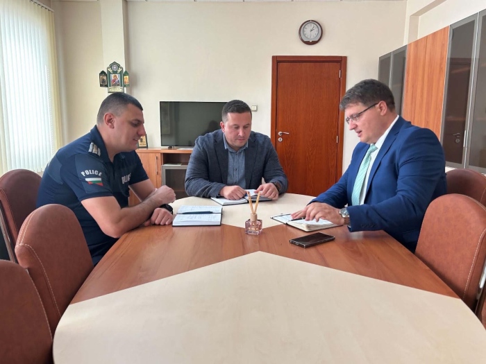 Областният управител Росен Михайлов проведе първа работна среща с новия директор на ОД МВР - Враца