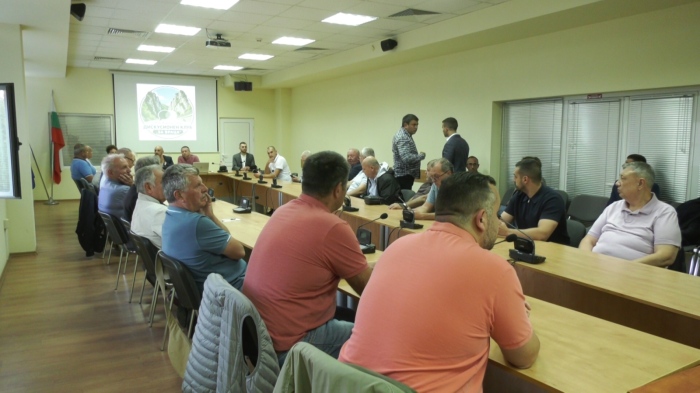 Гласът на гражданите: Учредиха първия дискусионен клуб \"За Враца\"