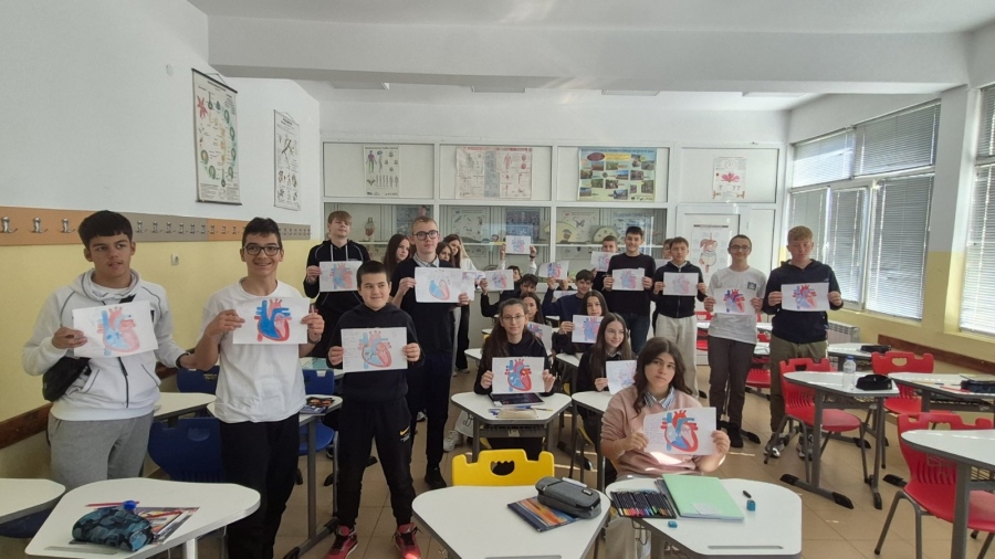 Учениците на ППМГ – Враца с грижа за здравото сърце