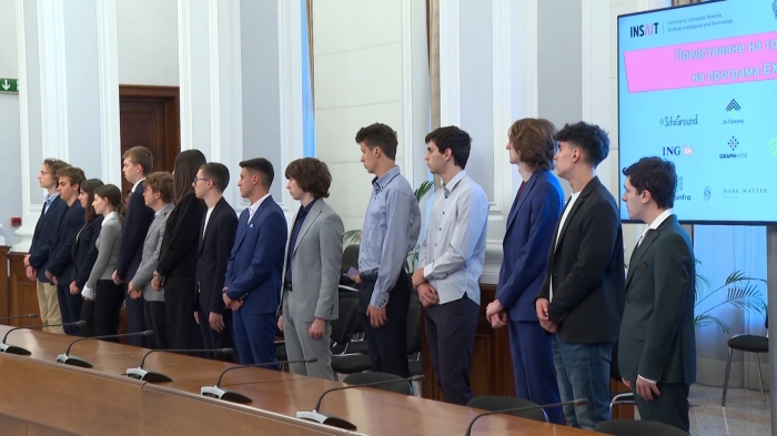 Премиерът Радев: \"Влязохме в ера, в която икономиката се измерва и с изкуствен интелект\"