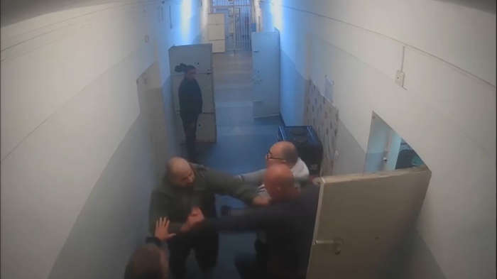 Заради помилването на \"петричкия Ескобар\": Парламентът се превърна в предизборна арена 