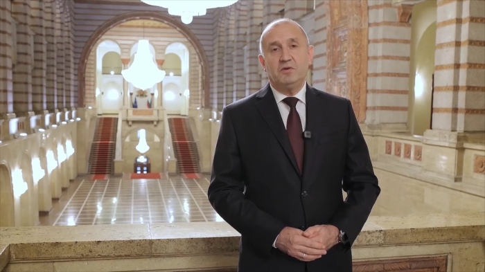 Премиерът Радев: \